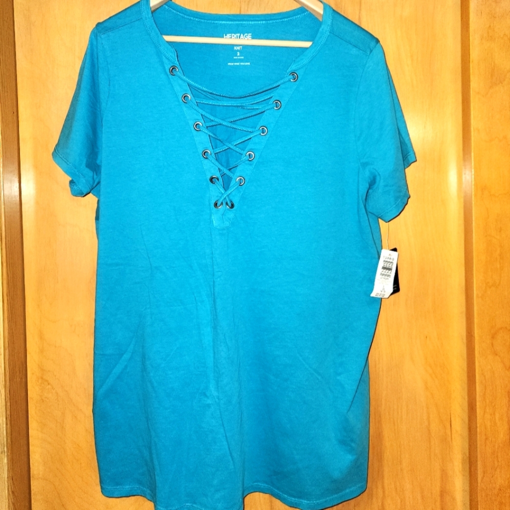 Torrid Heritage NWT Teal Tee Size 2